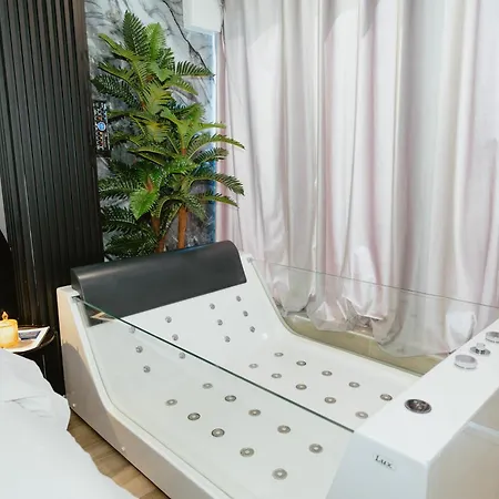 Blloku Hotel 3*