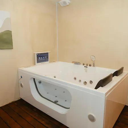 Blloku Hotel 3*