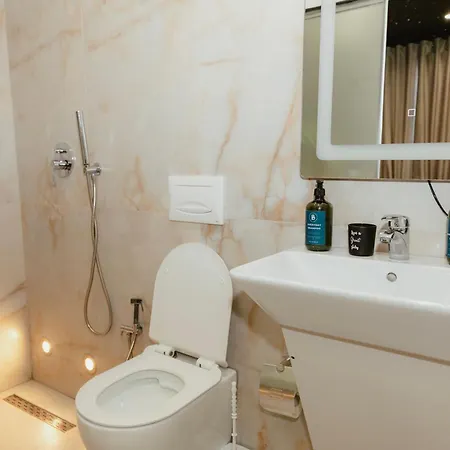 Blloku 3* Tirana
